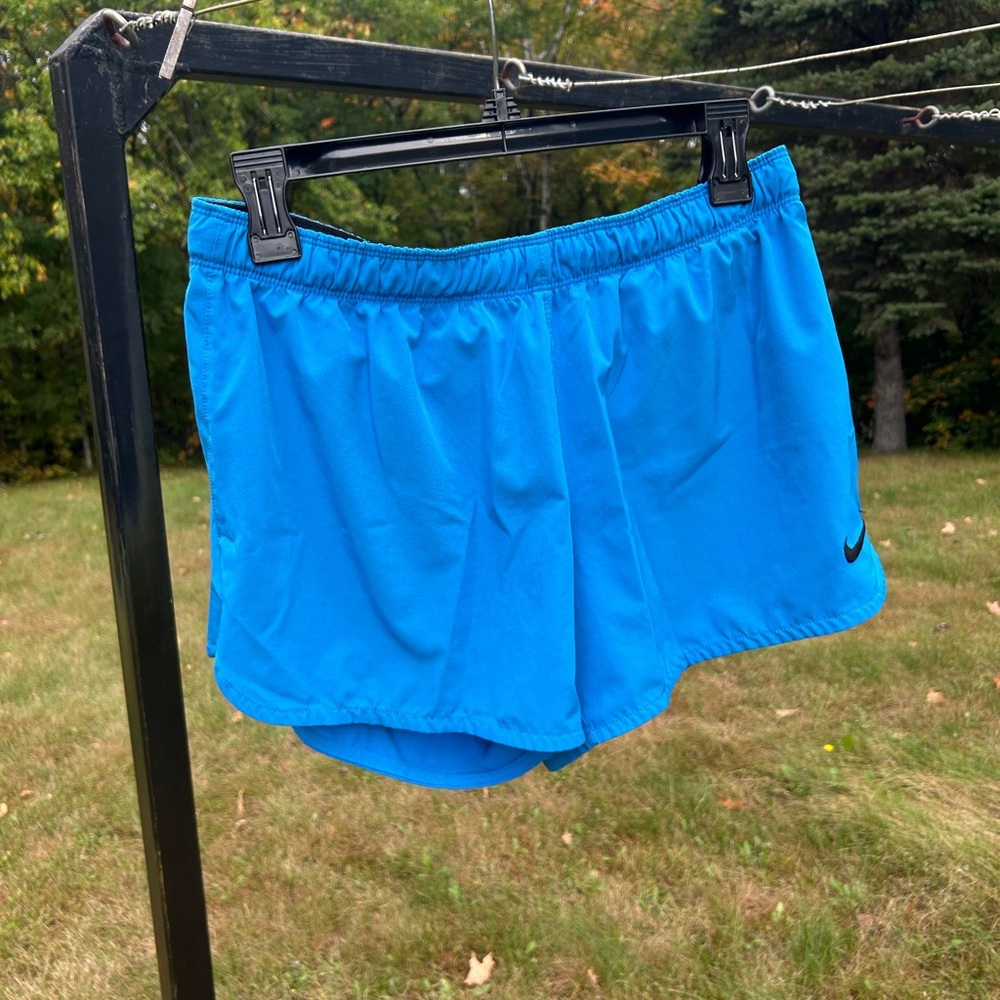 Women’s size M bundle - Picture 6 of 14